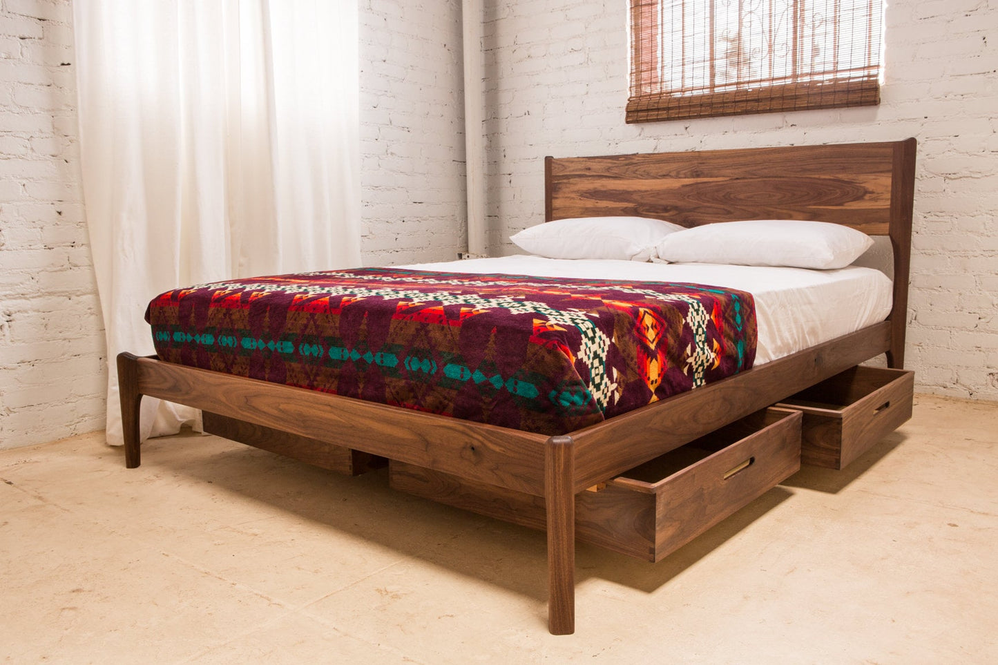 Classic Modern Bed with Storage (Mid Century Danish Modern Style Bed)